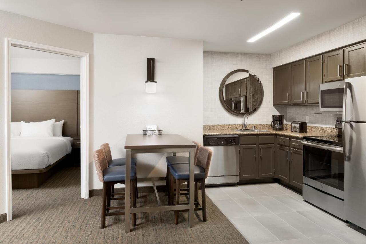 Residence Inn Плезантон Экстерьер фото