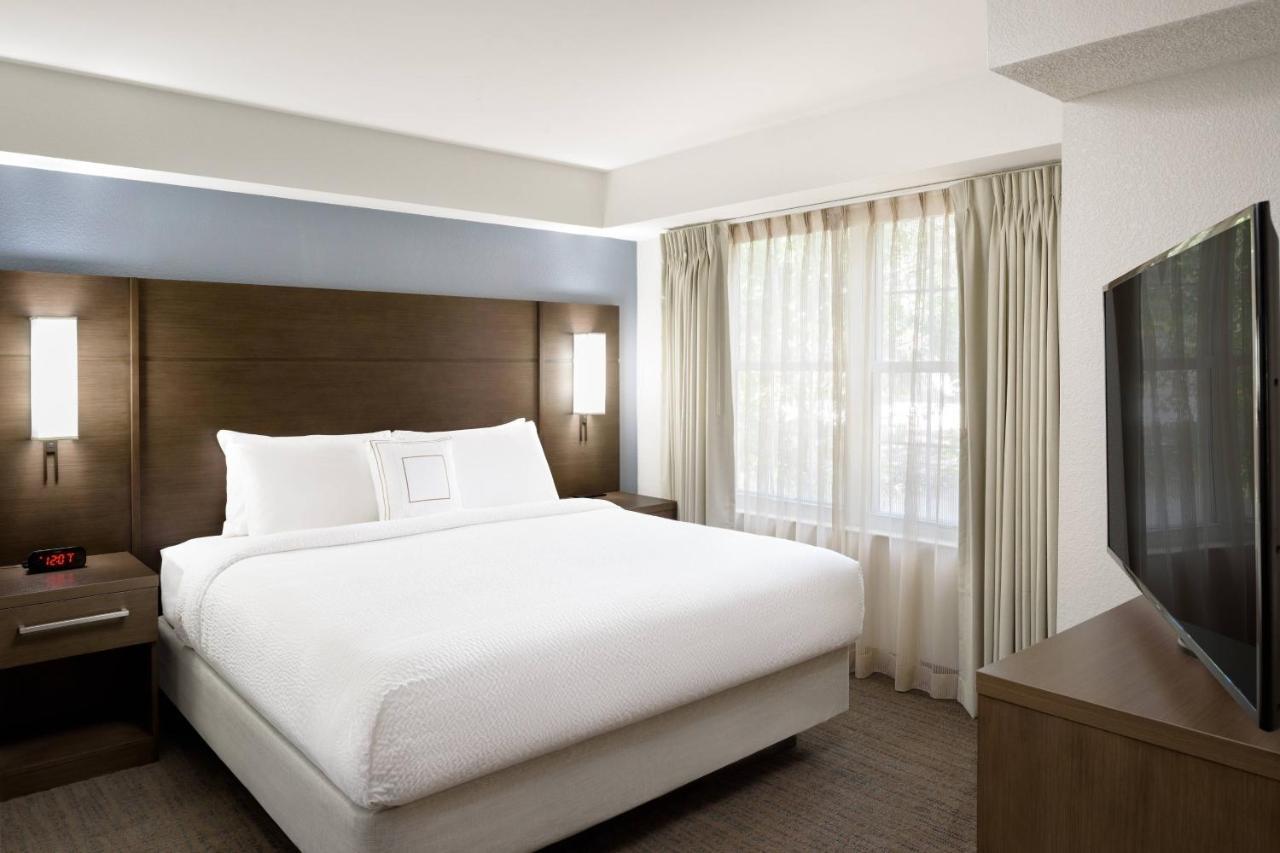 Residence Inn Плезантон Экстерьер фото