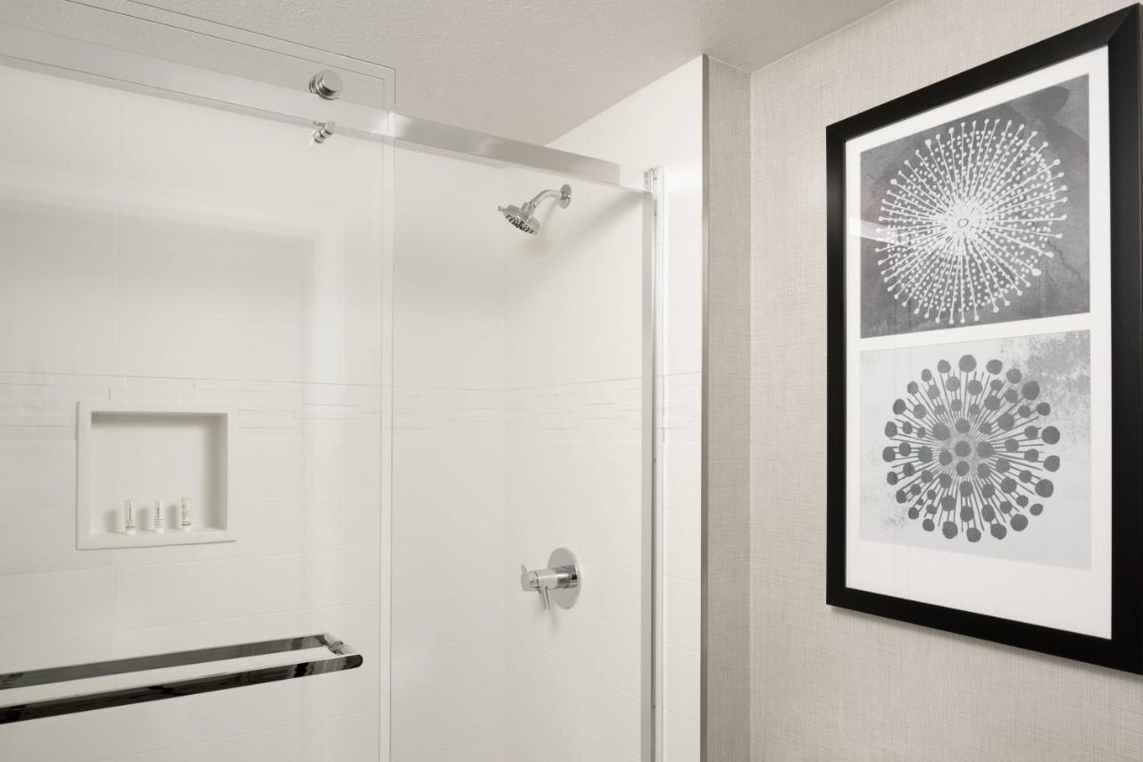 Residence Inn Плезантон Экстерьер фото