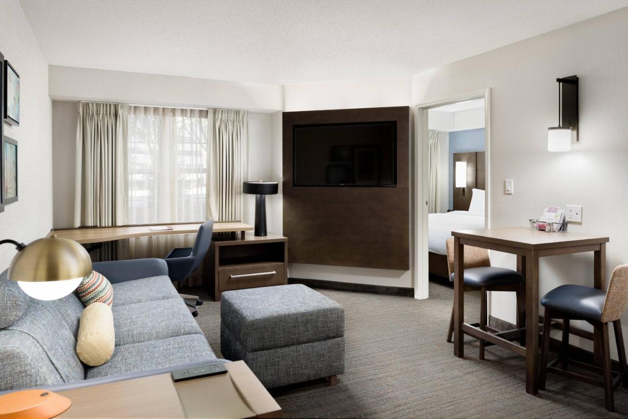 Residence Inn Плезантон Экстерьер фото