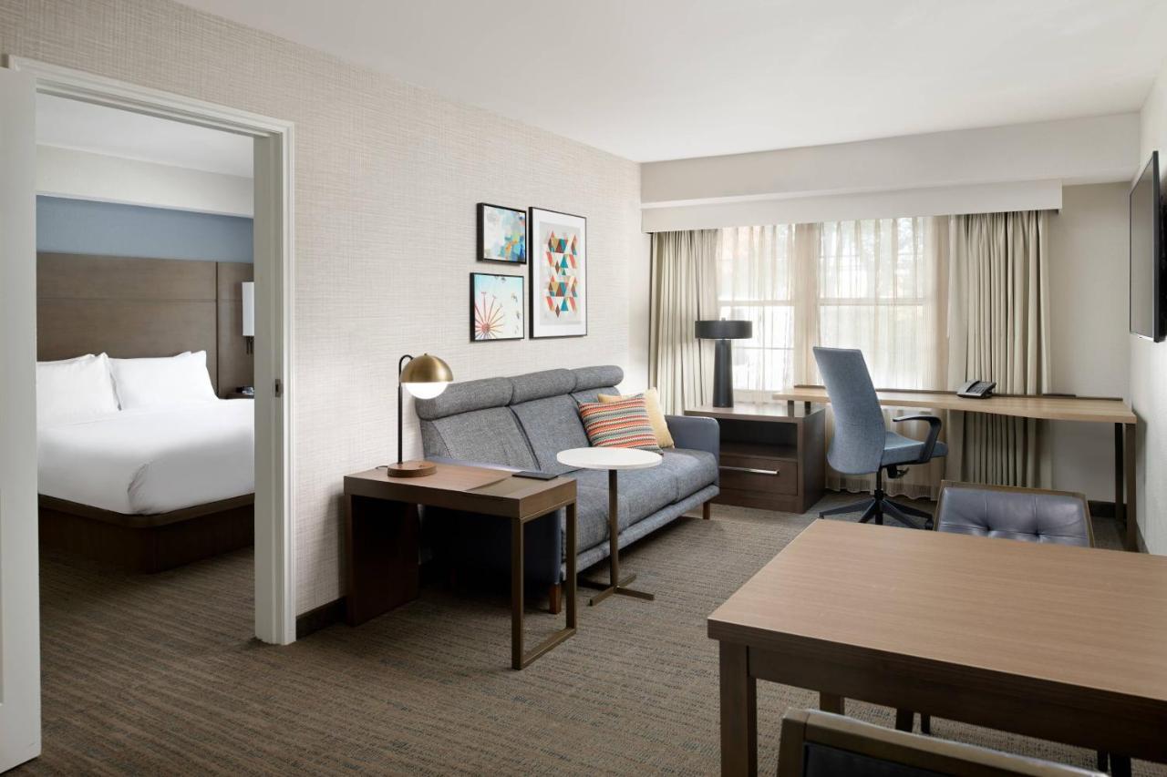 Residence Inn Плезантон Экстерьер фото