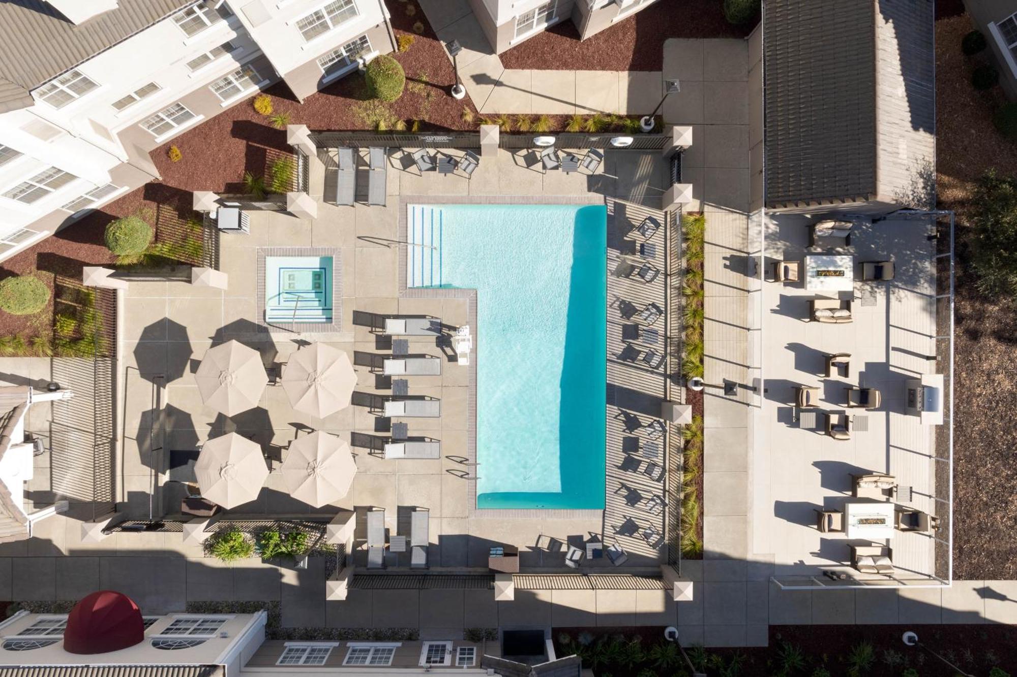 Residence Inn Плезантон Экстерьер фото