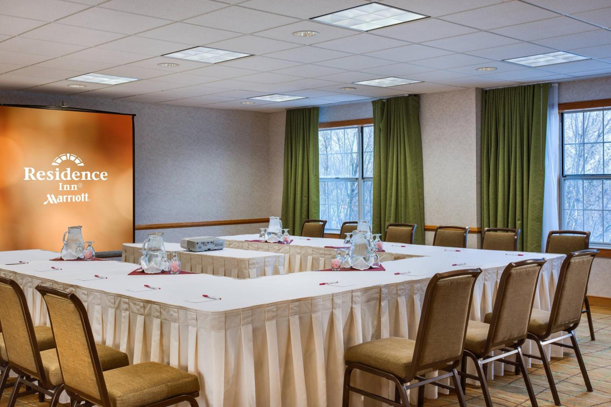 Residence Inn Плезантон Экстерьер фото